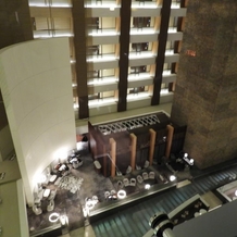 ストリングスホテル東京インターコンチネンタルの画像｜式場に向かうまでの景色