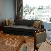 ストリングスホテル東京インターコンチネンタルの画像｜ソファが置かれた会場もあり