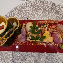 ＭＡＴＳＵＹＡＭＡ ＭＯＮＯＬＩＴＨ（松山モノリス）の画像｜豪華な前菜