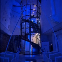ＰＯＰＣＯＲＮ　ＫＯＢＥ（ポップコーン　神戸）の画像｜憧れの螺旋階段からの入場も叶うそうです。