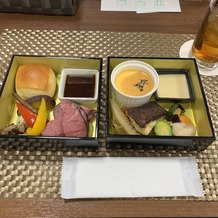 ルミヴェール　ＴＯＫＹＯ（ＬＵＭＩＶＥＩＬ　ＴＯＫＹＯ）の画像｜重箱に入ってて一通り試食できました