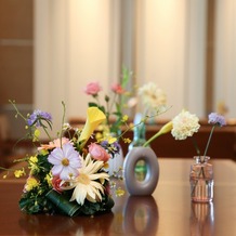 ルミヴェール　ＴＯＫＹＯ（ＬＵＭＩＶＥＩＬ　ＴＯＫＹＯ）の画像｜待合室の装花