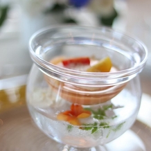 サンシャイン　スカイブライダルの画像｜金魚鉢のようで可愛い盛り付け。トマトベースでした。