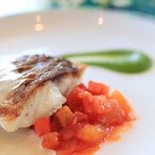 サンシャイン　スカイブライダルの画像｜魚料理。焼き加減がちょうど良く、トマトソースとも合っていました