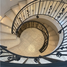 目白の森　メーヤー・ライニンガーの画像｜螺旋階段
ここは写真を撮るのみです