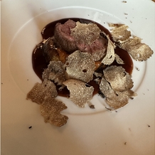 赤坂プリンス クラシックハウスの画像｜トリュフ添えの牛肉のメインを試食させていただきました。
おいしいっ！