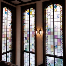 赤坂プリンス クラシックハウスの画像｜ステンドガラス