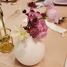The 33 Sense of Wedding（ザ・サーティスリー センス・オブ・ウエディング）の画像｜テーブル装花