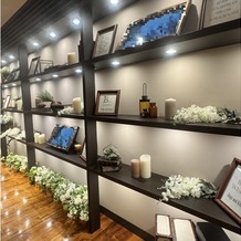 The 33 Sense of Wedding（ザ・サーティスリー センス・オブ・ウエディング）の画像｜ここにも自分たちの好きなものを飾ってもいいです