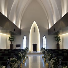 南青山サンタキアラ教会の画像｜教会内部