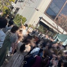 南青山サンタキアラ教会の画像｜ブーケトス