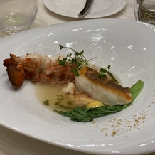 Ｍｉｅｌ　Ｃｏｃｏｎ（ミエルココン）の画像｜真鯛のポワレ　季節の野菜をあしらって
フュメドポワソンに和を合わせてソースに　これが1番美味！