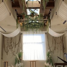 THINGS Aoyama Organic Garden.dthの画像｜天井から光が入り明るいです