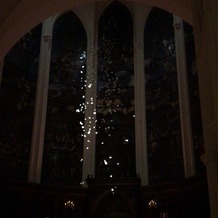 Casa d&amp;#39; Angela Aoyama（カサ・デ・アンジェラ青山）の画像｜羽を降らせる演出