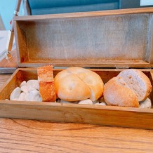 NAKANOSHIMA TERRACE # AND ME（中之島テラス # AND ME）の画像｜3種類のパンの写真です