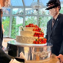 ソンブルイユ～幸せを味わうレストラン～の画像｜ウェディングケーキ