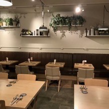 チャペル・ド・コフレ札幌の画像｜調理場も見えるのですが、とても清潔感あり、スタッフの方も笑顔がとても印象的でした。