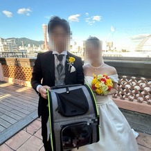 小さな結婚式　神戸モザイク店の画像｜オープンテラスでの撮影タイム