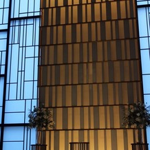 ＬＡＺＯＲ　ＧＡＲＤＥＮ　ＮＡＧＯＹＡ（ラソール　ガーデン・名古屋）の画像｜天井の高い挙式会場
