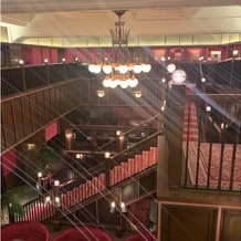 ザ・コンダーハウス（ＴＨＥ ＣＯＮＤＥＲ ＨＯＵＳＥ）の画像｜階段上
