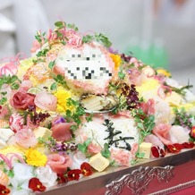 LE GRAND Accueillir（グラン アクイール）の画像｜ウェディングケーキならぬお寿司ケーキです