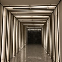 東京會舘の画像｜チャペルへの廊下