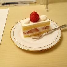 東京會舘の画像｜ショートケーキの画像です。イチゴが大きく、美味しくておかわりしたくなりました。