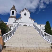 アートグレイス　ネクスト　アシヤの画像｜教会に繋がる外階段