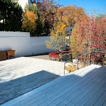 ｔｈｅ　Ｔｅｒｒａｃｅ（ザ テラス）の画像｜挙式後に新郎新婦と撮影した場所