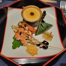 平安神宮会館の画像｜前菜をアレンジしていただきひまわりを入れられてよかったです！