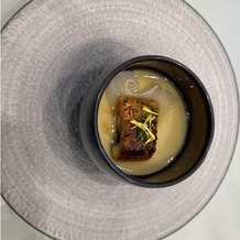THE BAYSUITE SAKURAJIMA TERRACE（ザ・ベイスイート 桜島テラス）の画像｜試食1品目
鰻とフカヒレの茶碗蒸し