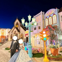 ウエディング　ファンタジアの画像｜ガーデンでは夜でもドレス映えします