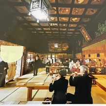 赤坂氷川神社の画像｜社殿への入場