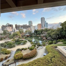 ＴＨＥ ＳＯＲＡＫＵＥＮ （相楽園）の画像｜チャペルに入る前に見える景色