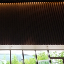 ＬＡＺＯＲ ＧＡＲＤＥＮ ＫＵＭＡＭＯＴＯ（ラソール ガーデン 熊本）の画像｜披露宴会場からみた外の景色