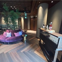 ＬＡＺＯＲ ＧＡＲＤＥＮ ＫＵＭＡＭＯＴＯ（ラソール ガーデン 熊本）の画像｜招待客待合室