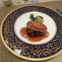 サンタ・アムール エテルニテの画像｜お肉とフォアグラで、柔らかく美味しかった