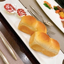 ＴＨＥ　ＳＥＡＳＯＮＳ　ＬＡＮＤＭＡＲＫ　ＮＡＧＯＹＡ　ＳＨＩＲＡＫＡＢＥの画像｜とても小さい食パン1斤
可愛いくて美味しかったです！