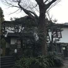 旧石丸邸　ガーデンテラス広尾　（Garden Terrace HIROO residence ISHIMARU）の画像｜外観、夕方の暗くなってから撮影しました
