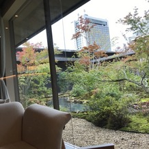ザ グランダブリュー 水戸（THE GRAND W MITO）の画像｜中庭の日本庭園が素敵です。ちょうど紅葉の時期でとても綺麗でした。