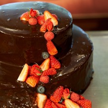少人数専門会場 Cｏｎｃｅｐｔ １／ｆ （コンセプト・エフブンノイチ）の画像｜ウエディングケーキはチョコレートにしました。