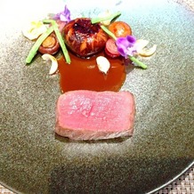 少人数専門会場 Cｏｎｃｅｐｔ １／ｆ （コンセプト・エフブンノイチ）の画像｜頂いた美味しいお肉は大変柔らかく、歯は要りませんでした。