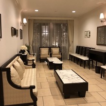 ヴィクトリアハウス　ｂｙ　マリーゴールド迎賓館の画像｜親族控室