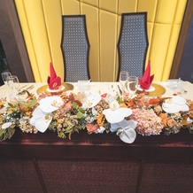 YOKKAICHI HARBOR 尾上別荘の画像｜高砂。テーブル装花も素敵でした。