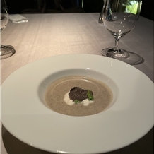 SUD restaurant TERAKOYAの画像｜シェフ自慢のスープです。
大人の味で、オススメです。