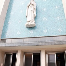 カトリック玉造教会【大阪カテドラル聖マリア大聖堂】の画像｜マリア様を迎えてくださいます。