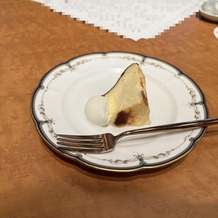 ＴＨＥ　ＭＡＲＫ　ＧＲＡＮＤ　ＨＯＴＥＬの画像｜バスクチーズケーキ