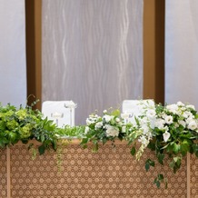 ウェスティンホテル横浜の画像｜新郎新婦高砂
装花13万