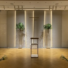 ウェスティンホテル横浜の画像｜人前式にする場合は、十字架を外すことも可能