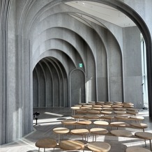 ｕｎｅ osaka（ユヌ 大阪）の画像｜アーチ